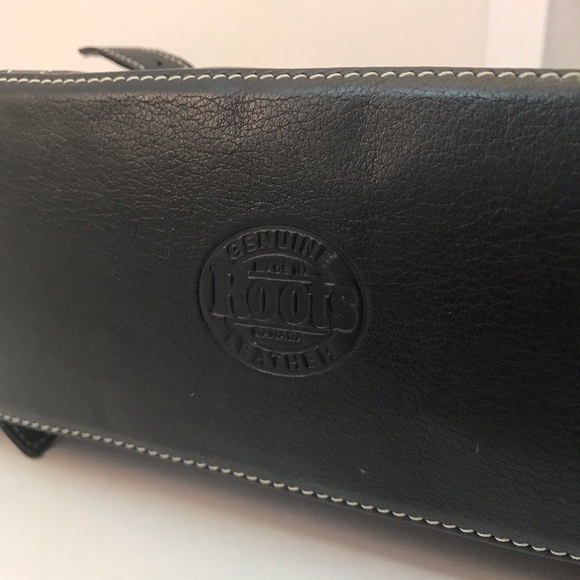 Roots Black Leather Handbag - Picture 11 of 11